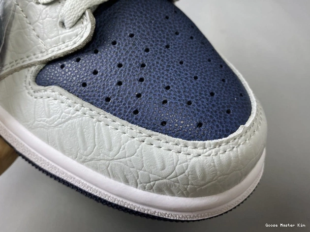 CW8576-200 Air Navy 1 Grey Blue Jordan 0607
